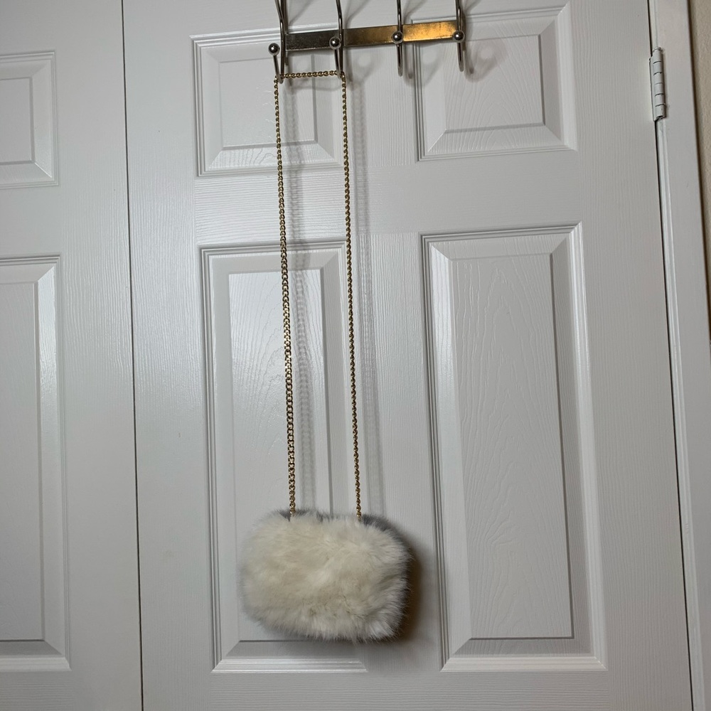 Fluffy white and gray handbag